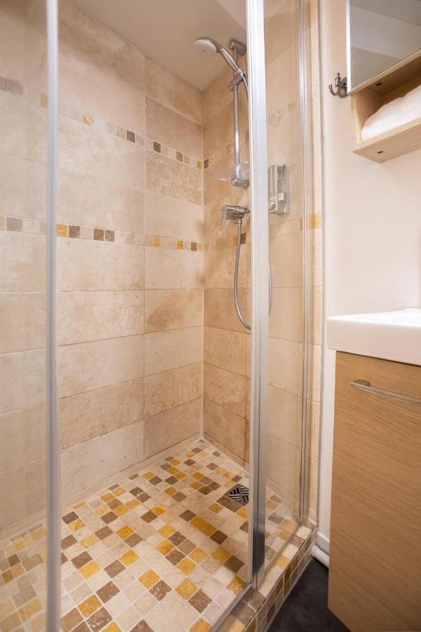 Les Arènes - 2 chambres - Climatisé avec Balcon Périgueux Esterno foto